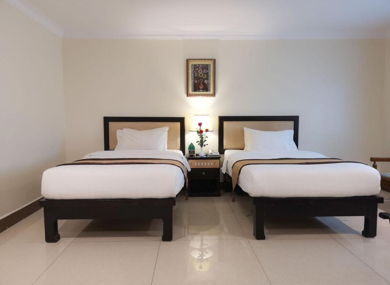 Cardamom Hotel&Apartment Phnom-Penh Buitenkant foto