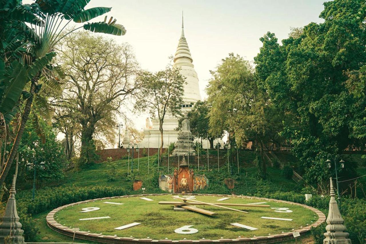 Cardamom Hotel&Apartment Phnom-Penh Buitenkant foto