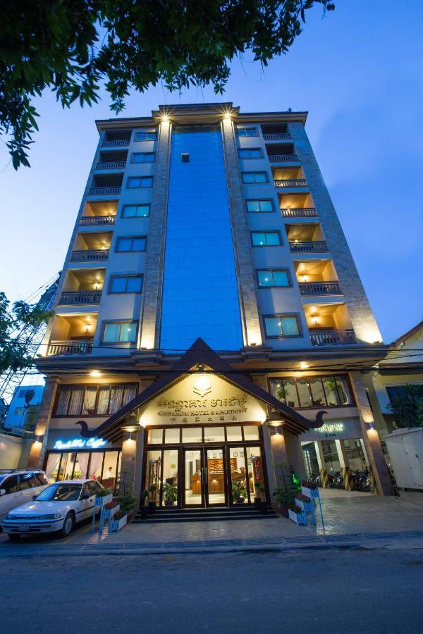Cardamom Hotel&Apartment Phnom-Penh Buitenkant foto